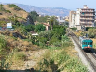 Soverato binario Ferrovia Calabro - Lucana