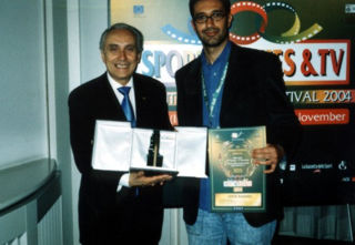 Enrico Ventrice riceve il Premio.