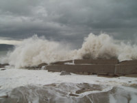 14/01/09 Mare di Soverato in burrasca